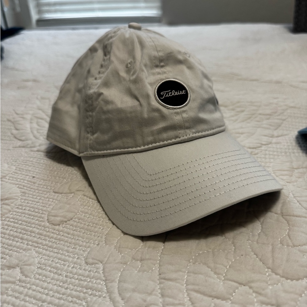 Titleist white Baseball Cap